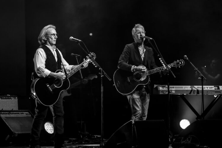 Iconic Classic Rock Band America to Play Wheeling